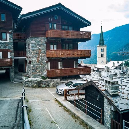 "Lo Mequio De Emilie" 2 Passi Da Centro E Piste Διαμέρισμα Valtournenche Εξωτερικό φωτογραφία